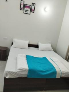 Sharada Home Stay - Chandrāpuri - 1