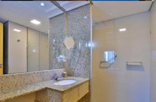 Raridade! FLAT PARTICULAR DE ALTO PADRÃO - ENORME - 2 Camas - 1 Queen e 1 Solteiro - Arrumação Diária Gratuita - Excelente Atendimento - Varanda - Condomínio do Hotel Lets Idea - Brasília - 5