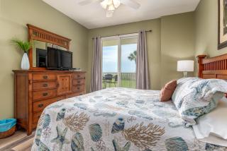 Footprints in the Sand - Beautiful first floor walk-out is only steps to the pool and beach boardwalk! condo - Dauphin Island - 1