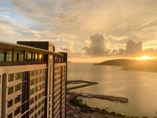 Sunset Seaview Vacation Condos @ Jesselton Quay - Kota Kinabalu - 1