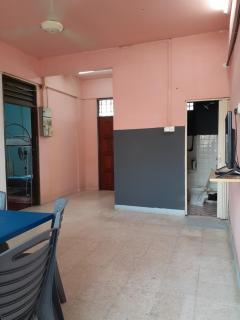Homestay Idaman Tun Hussein - Harga untuk 1 rumah ,1 bilik ,1 bilik air 4 single bed - Not Sharing - Perai - 2