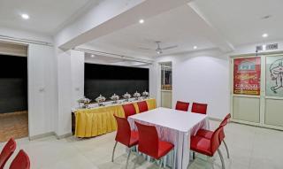 Treebo Grand Town House - Faridabad - 7