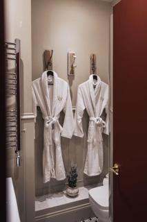 Huntly House - A Residence Like No Other - 3