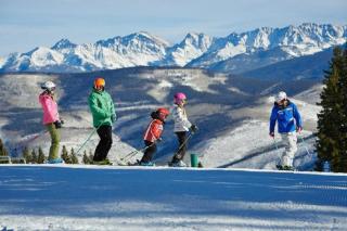 Ski, In Ski Out 3 Bedroom Vacation Condo With Resort Amenities That Include Exercise Center, Indoor Pool, And Hot Tubs - 4