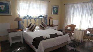Sir Lambert's Guesthouse - 3