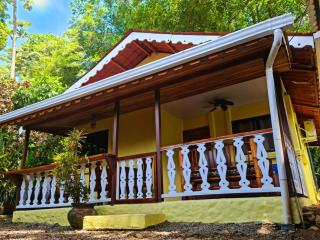 Jungle Beach Bungalow with AC & Fiber optic - Puerto Viejo - 9