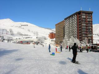 Studio lumineux avec balcon - Pied des pistes, piscine, parking et commerces à proximité - FR-1-267-218 - Le Corbier - 6