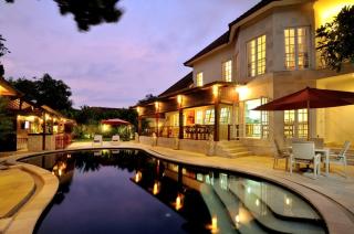 Palm Villa A Paradise for Families and Friends in Sanur - Sanur - 8