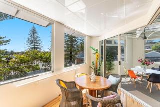 THE Ritz - In the Heart of Town - Yamba - 7