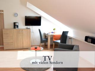 Gemütliche Ferienwohnung in bester Bodenseelage l 1 Minute zum Bodensee l 1 Zimmer l Vollausgestattete Küche l Free-WLAN l Willkommen im Apartment Böhringen - Radolfzell am Bodensee - 6