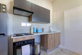 Alimama Spaces Chantelle's Greenlee Studio - Avalon - 2