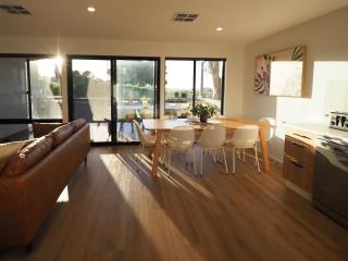 Ardrossan Caravan Park - Ardrossan - 2
