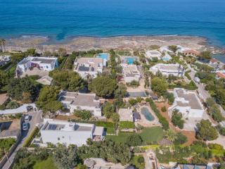 HelloApulia Villa Gemma - Direct access to the sea with private eco pool - 4