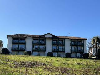 Studio Églantine à Cambo-les-Bains, proche thermes, terrasse, parking, accès Internet, animaux OK - FR-1-495-106 - Cambo-les-Bains - 2