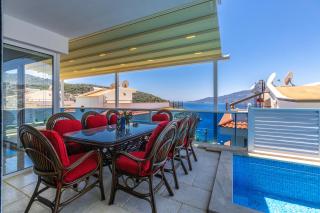 Luxury Villa very close to beach, amazing sea views, heated salt-water pool - Kaş - 8