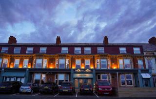 The Royal Hotel - Whitley Bay - 9