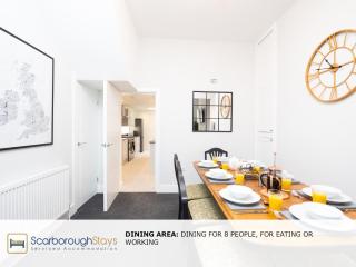 Scarborough Stays - Trafalgar Lodge - 4 bedroomed house - Free Parking - Scarborough - 1