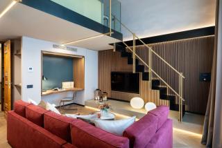 Arts & Crafts Apartments - 9