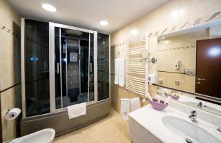 Hotel Dorna - Vatra Dornei - 1