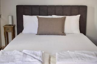 "Spyros" 1-Room Apartment - Simple, cozy, close to the beach - 1