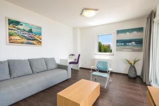 Panoramic Sea View Hideaway Penthouse - 7