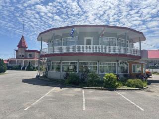 Hotel Motel Le Regent - 0