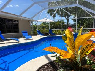 Waterfront Pool Villa with Sailboat access - Cape Coral - 1
