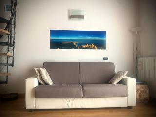 IseoLakeRental - La Rocca - Castro - 1