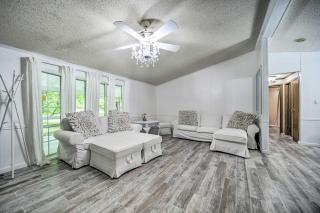 Tranquil Creekfront Bryson City Home with Grill! - Lauada - 7