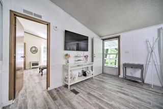 Tranquil Creekfront Bryson City Home with Grill! - Lauada - 6