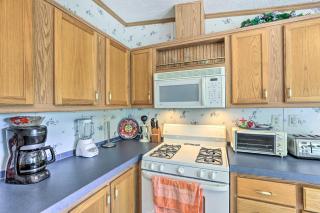 Bright Steinhatchee Home Proximity to Ocean! - 2