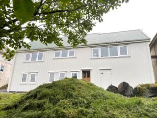 Abbasa hús-Grandpa s house Kumlavegur 9 - Miðvágur - 0
