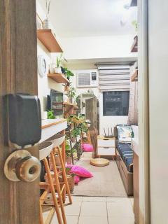 Netflix & Chill at a Cozy Place (along EDSA) - Manila - 7