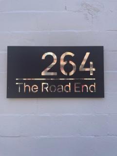 264 The Road End - 7