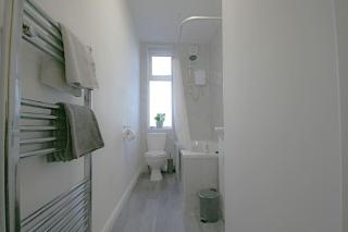 Charming 3-Bed House in Whitwell village - Worksop - 2