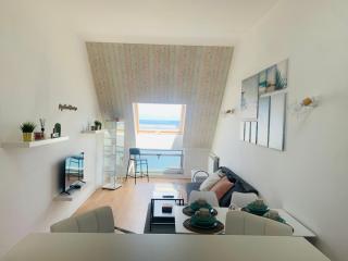 Apartamentos LAMAROSA -ATICO ,Vistas al Mar Cantabrico PARKING - 2