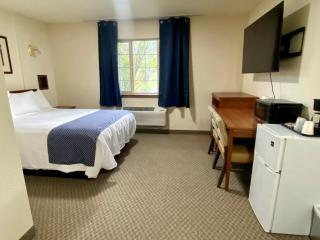 RED ROCK LODGE - Challis - 1