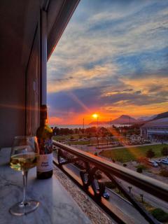 Baby Blue Apartments - Bar - 9