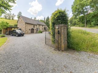 Theux Farmhouse with Garden - 2