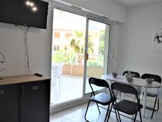 Appartement T2 avec Terrasse et Garage en Plein Centre, 4 Couchages - Cavalaire-sur-Mer - FR-1-226B-105 - Cavalaire-sur-Mer - 1