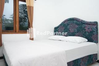 Villa Handayani Songgoriti RedPartner - Songgoriti - 9
