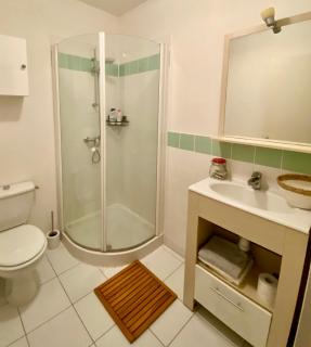 Sur le port de plaisance - proche plage et centre - 6