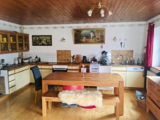 Wunderschönes MansardenStudio, mit Balkon und Garten - 0