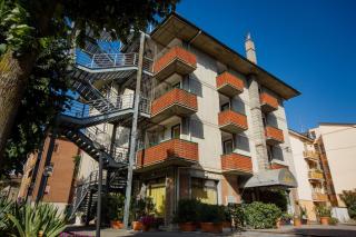 Hotel Astor - Modena - 9
