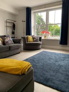 Seaview Aurora House - Central Luxury Apartment - Warrenpoint - 1