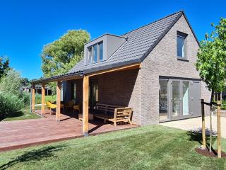 Bungalow 82 op Recreatiepark De Wielen - 0