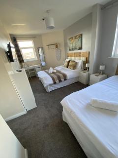 Number 19 Guest House - Self Check In - Under 4 Miles from Barrow In Furness - 8