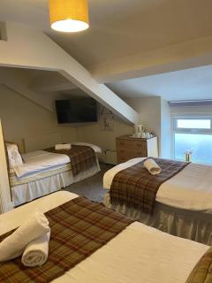 Number 19 Guest House - Self Check In - Under 4 Miles from Barrow In Furness - Dalton-in-Furness - 5