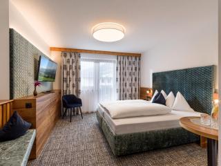 Hotel Landhaus Zillertal - Fügen - 2