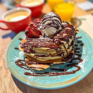 Aris Grand Place Hotel - 3